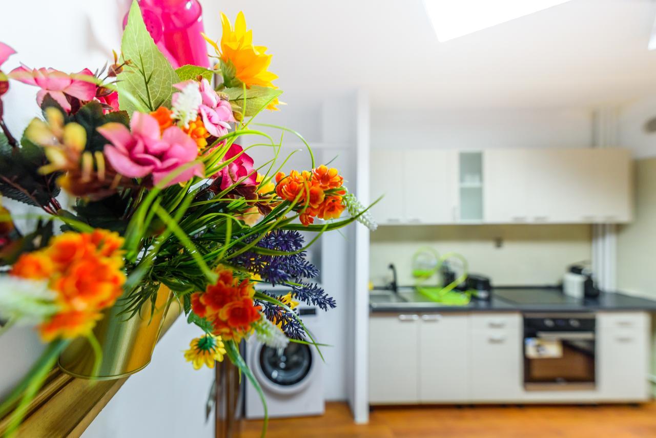 Bucharest Pedestrian Old Town 3 Bedrooms By Orchid Garden 外观 照片